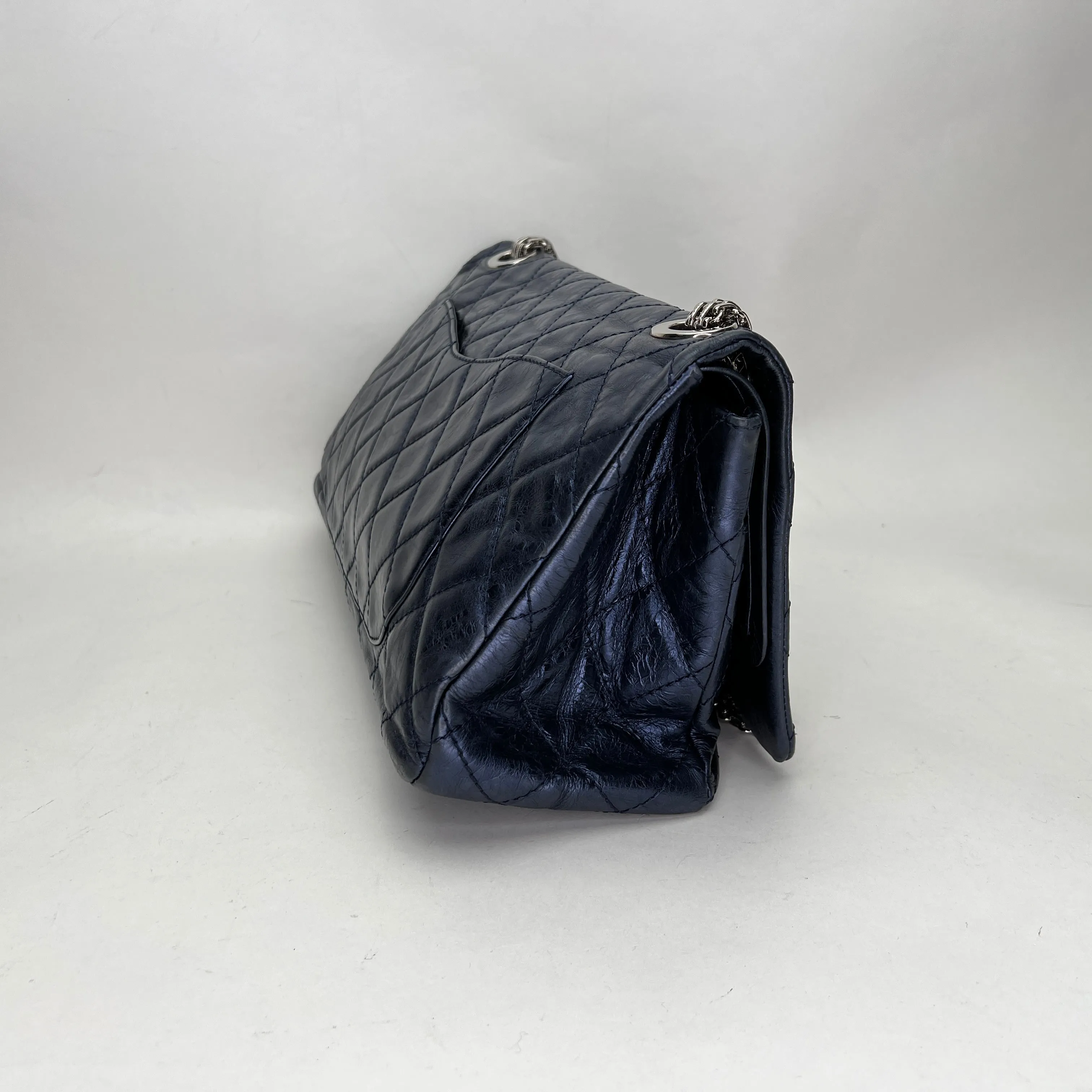 2.55 Large Navy Shoulder Bag in Distressed Leather, Silver hardware